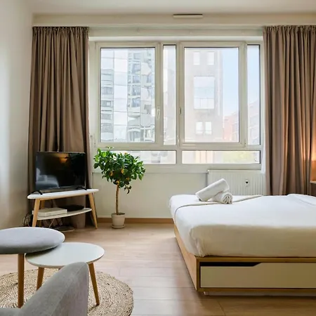Apartment Gares Avec Parking Securise *