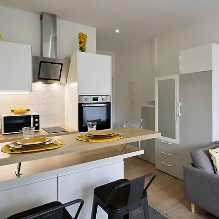 Gares Avec Parking Securise Apartament Lille