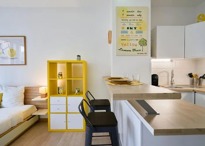 Gares Avec Parking Securise Appartement *